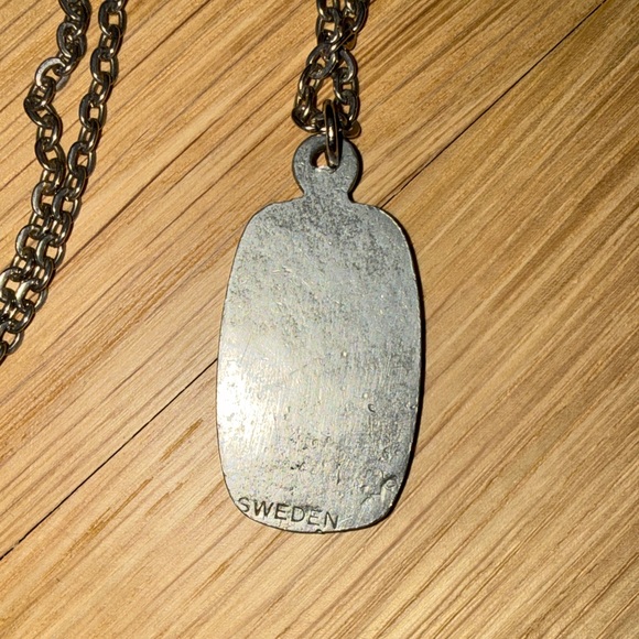 Vintage Viking Warrior Pendant Necklace Antiqued pewter silver made in Sweden - Picture 4 of 5